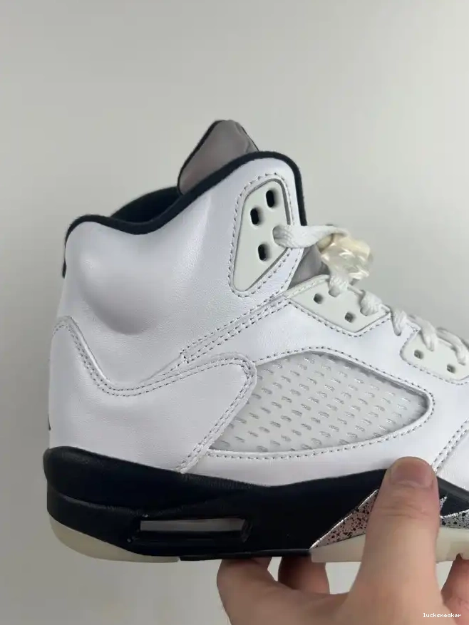 Cheap LUCY RETRO DD0587-110 AIR 5 JORDAN BLACK' 'WHITE 0530
